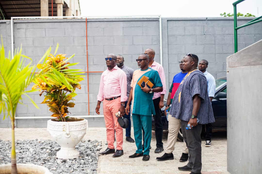 AFA President inspects facilities in Lome ahead of 2025 Africa Armwrestling Championship